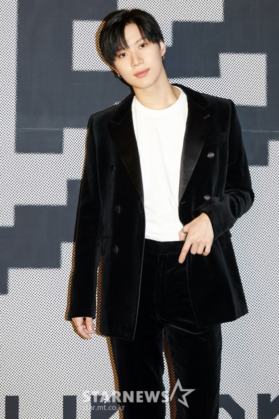 그룹 SuperM 태민이 25일 오전 온라인으로 진행된 SuperM 정규 1집 'Super One' 글로벌 기자간담회에 참석해 포즈를 취하고 있다. /사진제공=SM엔터테인먼트