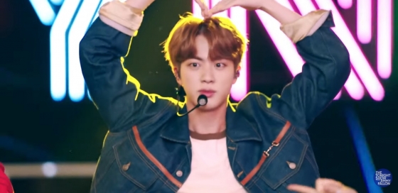 방탄소년단 진 / 사진=미국 지미 팰런쇼 공식 SNS