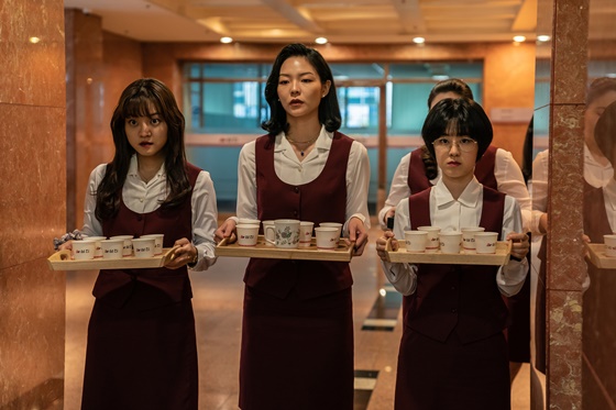 /사진=영화 '삼진그룹 영어토익반' 스틸