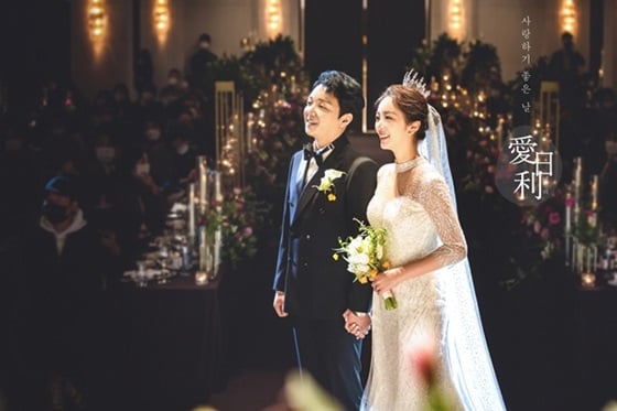 /사진제공=해피메리드컴퍼니, 웨딩디렉터봉드, 와일드디아웨딩, 애일리스튜디오, 정경옥웨딩, 정샘물, 스플렌디노, 수원규중칠우, 마인모리, 정민경스타일리스트, 엘리에나호텔