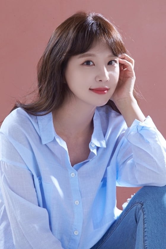 배우 지주연/사진제공=인컴퍼니