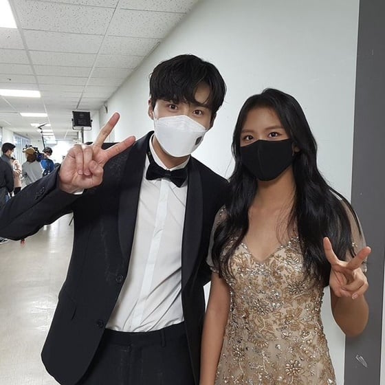 2020 KBS 연예대상에서 만난 김선호, 재시 /사진=재시 인스타그램