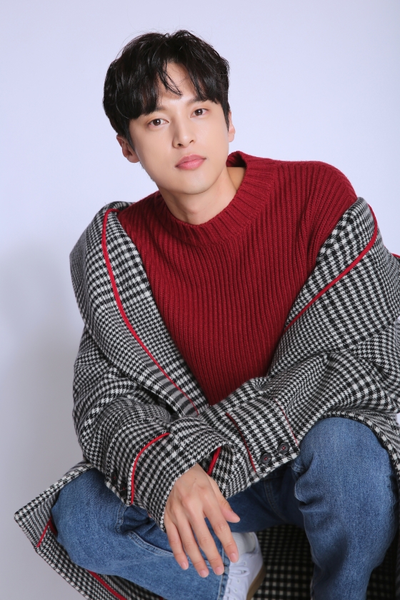 tvN 월화드라마 '낮과 밤'에서 문재웅 역을 맡은 배우 윤선우/사진제공=935엔터테인먼트