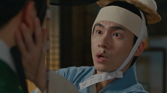 배우 이재원이 tvN ‘철인왕후’에서 자신이 등장하는 신의 완성도를 높이는 ‘신메이커’로 제작진의 애정을 한 몸에 받고 있다. / 사진='철인왕후' 방송 화면 캡처