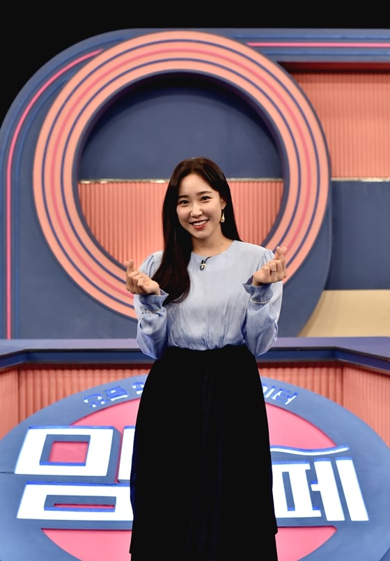 티캐스트 E채널 '맘 편한 카페'에 출연한 최희/사진제공=티캐스트 E채널