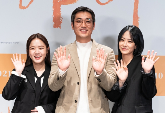 김향기, 김현탁 감독, 류현경(왼쪽부터) /사진제공=롯데엔터테인먼트