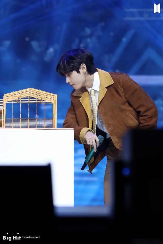 방탄소년단 뷔(BTS V) /사진=방탄소년단 공식 네이버 블로그