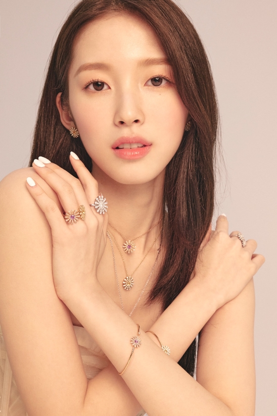 오마이걸 아린(OH MY GIRL ARIN) /사진=다미아니(DAMIANI)