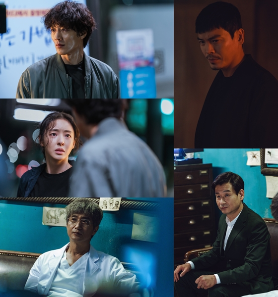 tvN 월화드라마 '루카 : 더 비기닝'에 출연한 김래원, 김성오, 박혁권, 안내상, 이다희(사진 왼쪽 위부터 시계방향으로)/사진=tvN