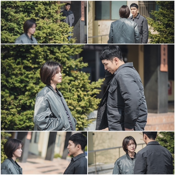 tvN 수목드라마 '마우스'에서 이승기, 경수진이 마주했다./사진제공=tvN '마우스'