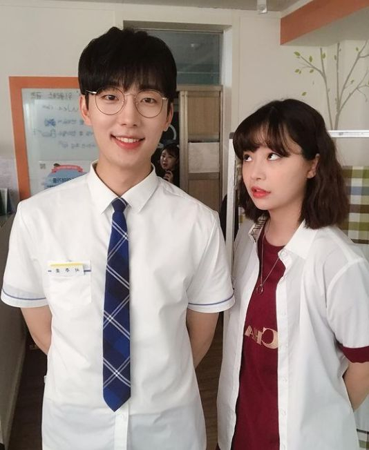 '일진에게 찍혔을때' 촬영장에서 윤준원과 박이현 / 사진출처=윤준원 공식 SNS