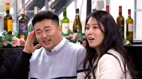 이원일(왼쪽) 셰프와 김유진PD가 백년가약을 맺었다. /사진=MBC