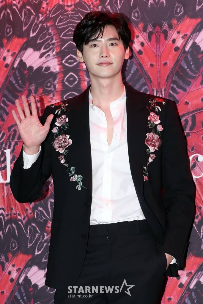 배우 이종석이 드라마 '빅 마우스' 출연을 검토 중이다./사진=이기범 기자 leekb@