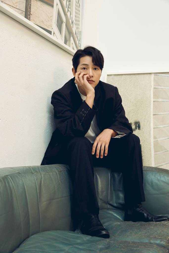 드라마 '빈센조'의 주연배우 송중기가 3일 오전 진행된 종영 인터뷰를 위해 포즈를 취하고 있다. /사진제공=하이스토리디앤씨 2021.05.03