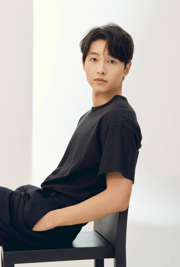 드라마 '빈센조'의 주연배우 송중기가 3일 오전 진행된 종영 인터뷰를 위해 포즈를 취하고 있다. /사진제공=하이스토리디앤씨 2021.05.03