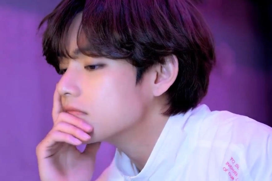 방탄소년단 뷔(BTS V)