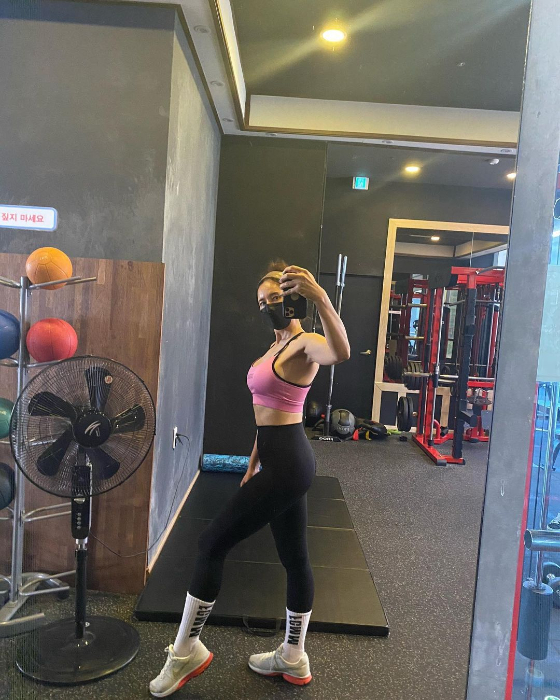 방송인 에바가 다이어트를 예고했다./사진=에바 인스타그램