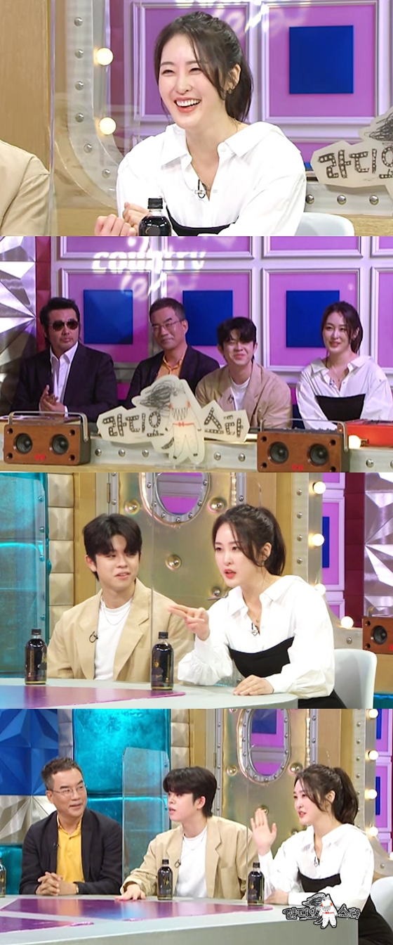 방송인 신아영이 MBC '라디오스타'에 출연했다./사진=MBC '라디오스타'