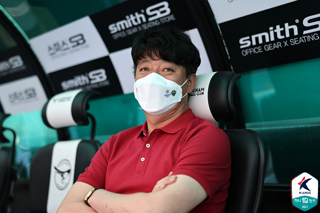 김병수 강원FC 감독. /사진=한국프로축구연맹