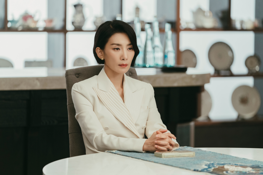 이나정 감독이 tvN 토일드라마 '마인' 종영 기념 서면인터뷰에서 배우 김서형을 언급했다. /사진제공=tvN '마인'
