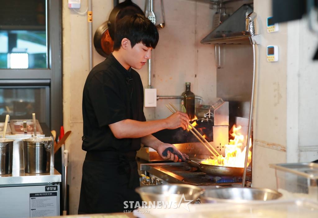 배우 강율 /사진=이동훈 기자 photoguy@