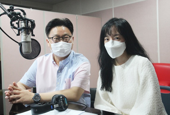 /사진=이번 영상을 기획한 서경덕 교수와 내레이션을 맡은 배우 임수정