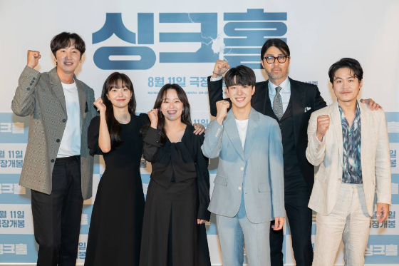 이광수, 김혜준, 권소현, 남다름, 차승원, 김성균(왼쪽부터) /사진제공=쇼박스