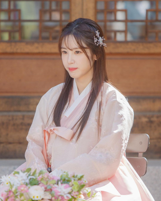 전효성이 지난 4월 29일 한복을 입고 인스타그램에 올린 사진/사진=전효성 인스타그램