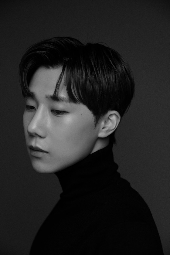김성규 새 프로필 사진 /사진제공=더블에이치티엔이