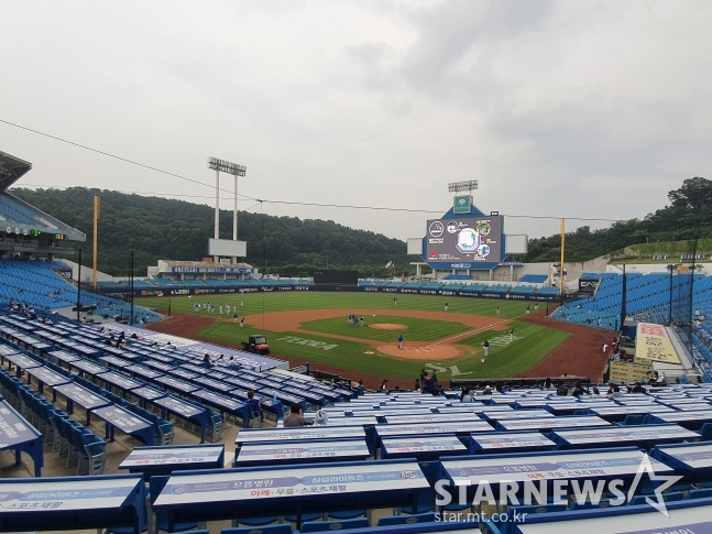 8월 31일 오후 6시경 대구 삼성 라이온즈파크 전경./사진=김동윤 기자