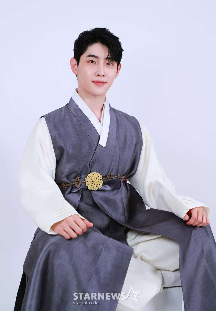 2021.09.15 가수 박현호 한복 인터뷰 /사진=이동훈 기자 photoguy@
