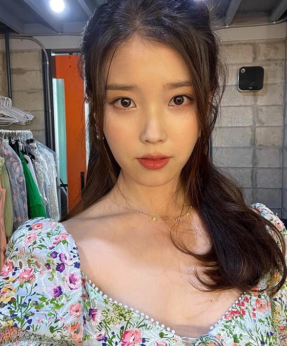 /사진=아이유 인스타그램