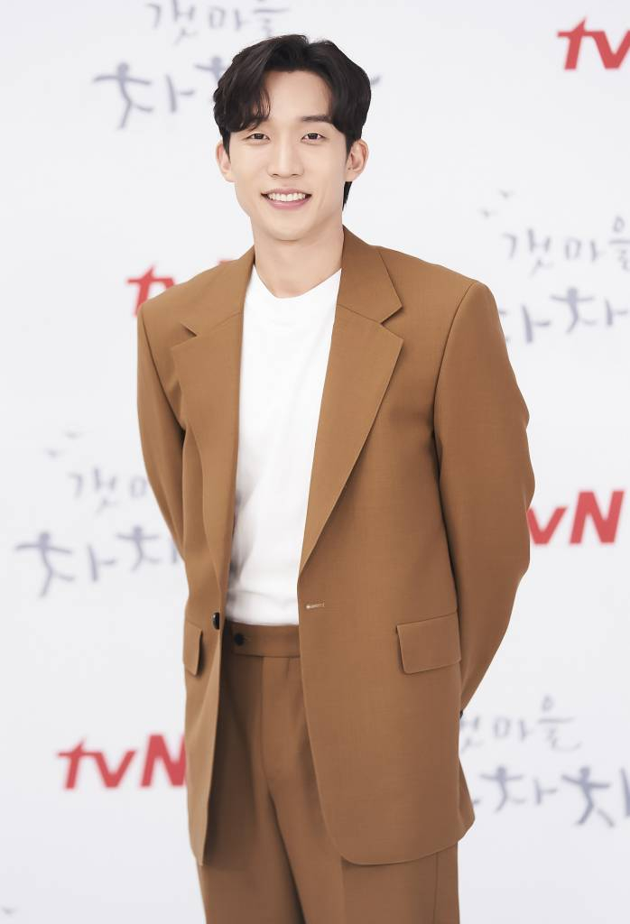 배우 이상이가 24일 오후 온라인으로 진행된 진행된 tvN 드라마 주말드라마 '갯마을 차차차' 제작발표회에 참석해 포토타임을 갖고 있다.  '갯마을 차차차'는 현실주의 치과의사 윤혜진과 만능 백수 홍반장이 짠내 사람내음 가득한 바닷마을 '공진'에서 벌이는 티키타카 힐링 로맨스로 오는 28일 첫방송된다. / 사진제공 = CJ ENM /사진=김창현 기자 chmt@