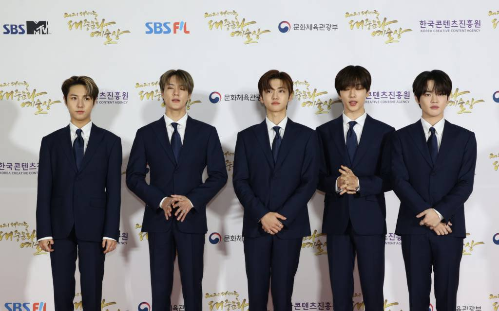 그룹 NCT DREAM이 28일 오후 서울 장충동 국립극장에서 열린 2021 대한민국 대중문화예술상 시상식에 참석해 포즈를 취하고 있다. /사진제공=한국콘텐츠진흥원 2021.10.28 /사진=이동훈 기자 photoguy@