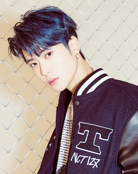 NCT멤버 재현이 영화 '번지점프를 하다' 리메이크에 출연한다.