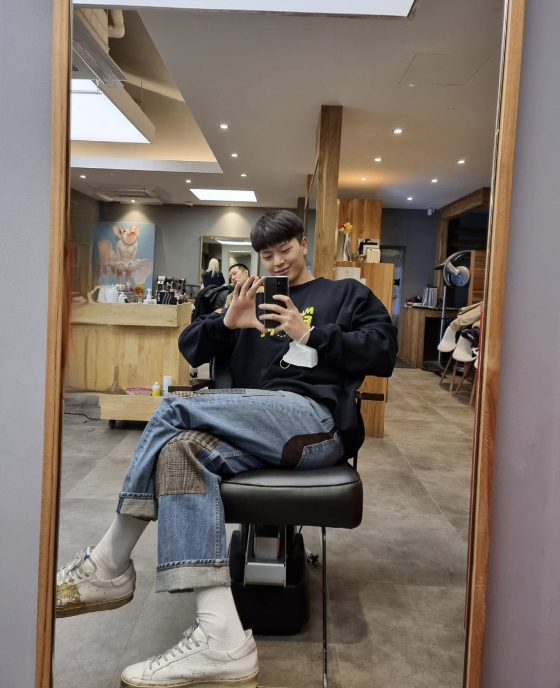 /사진=육성재 인스타그램