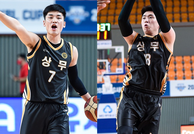 오는 12월 1일 상무에서 전역하는 천기범(왼쪽)과 강상재. /사진=KBL 제공