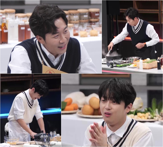 LG헬로비전-tvN STORY 예능 '칼의 전쟁'에서 이찬원의 칼질 실력이 공개된다./사진제공=LG헬로비전, tvN STORY
