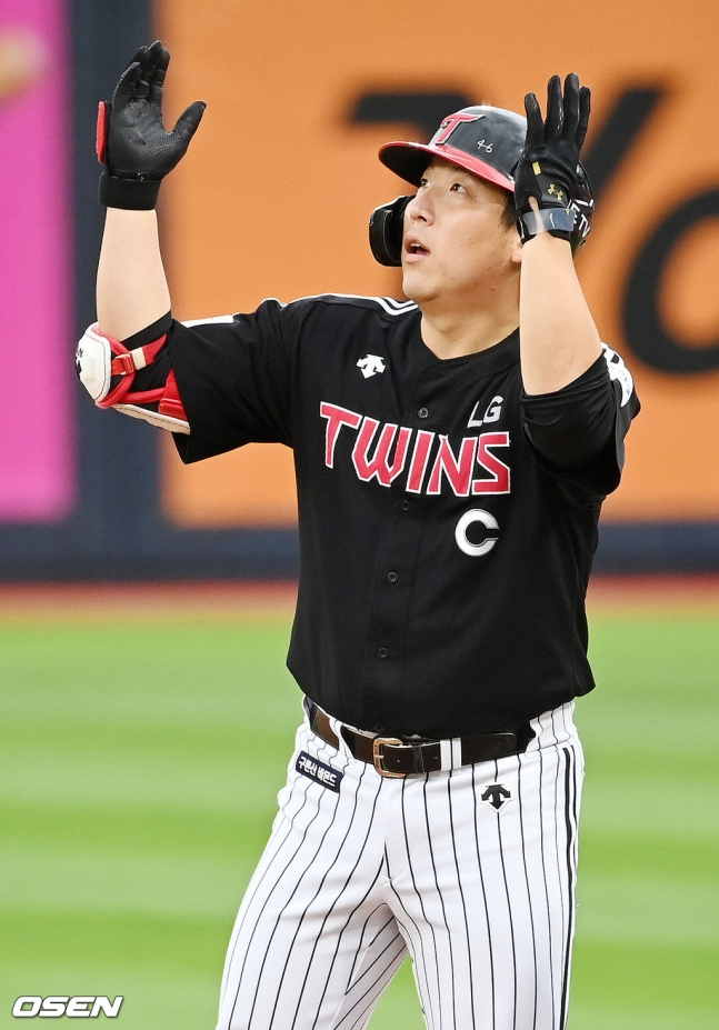 김현수.