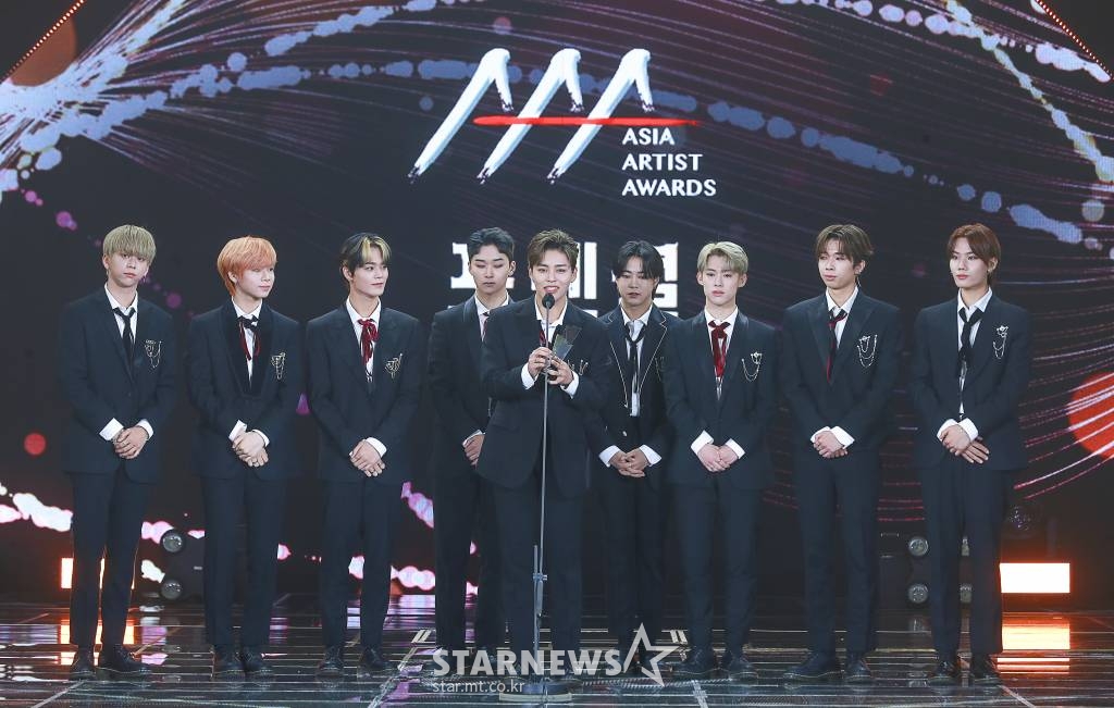 그룹 T1419가 2일 오후 서울 강서구 등촌동 KBS 아레나에서 열린 2021 Asia Artist Awards (2021 아시아 아티스트 어워즈, 2021 AAA) 시상식에서 AAA 포텐셜 가수 부문을 수상하고 소감을 전하고 있다.  스타뉴스가 주최하고 AAA 조직위원회가 주관하는 AAA는 어디에서도 보지 못했던 새로운 무대를 선보이며 전 세계 팬들의 눈과 귀를 사로잡아 명실상부 NO.1 글로벌 시상식으로 거듭났다. /사진=AAA 기자 star@