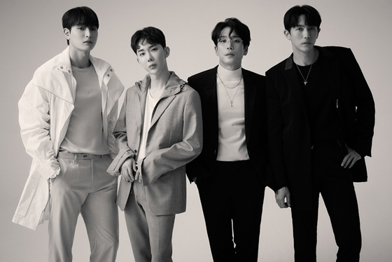 2AM /사진제공=문화창고