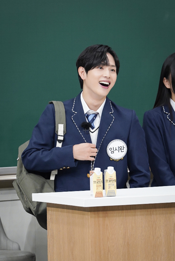 JTBC '아는 형님'에 출연한 임시완./사진제공=JTBC