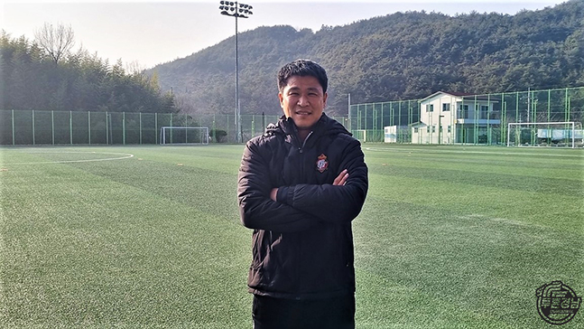 안승인 신임 경남FC U-18팀 진주고 감독. /사진=경남FC