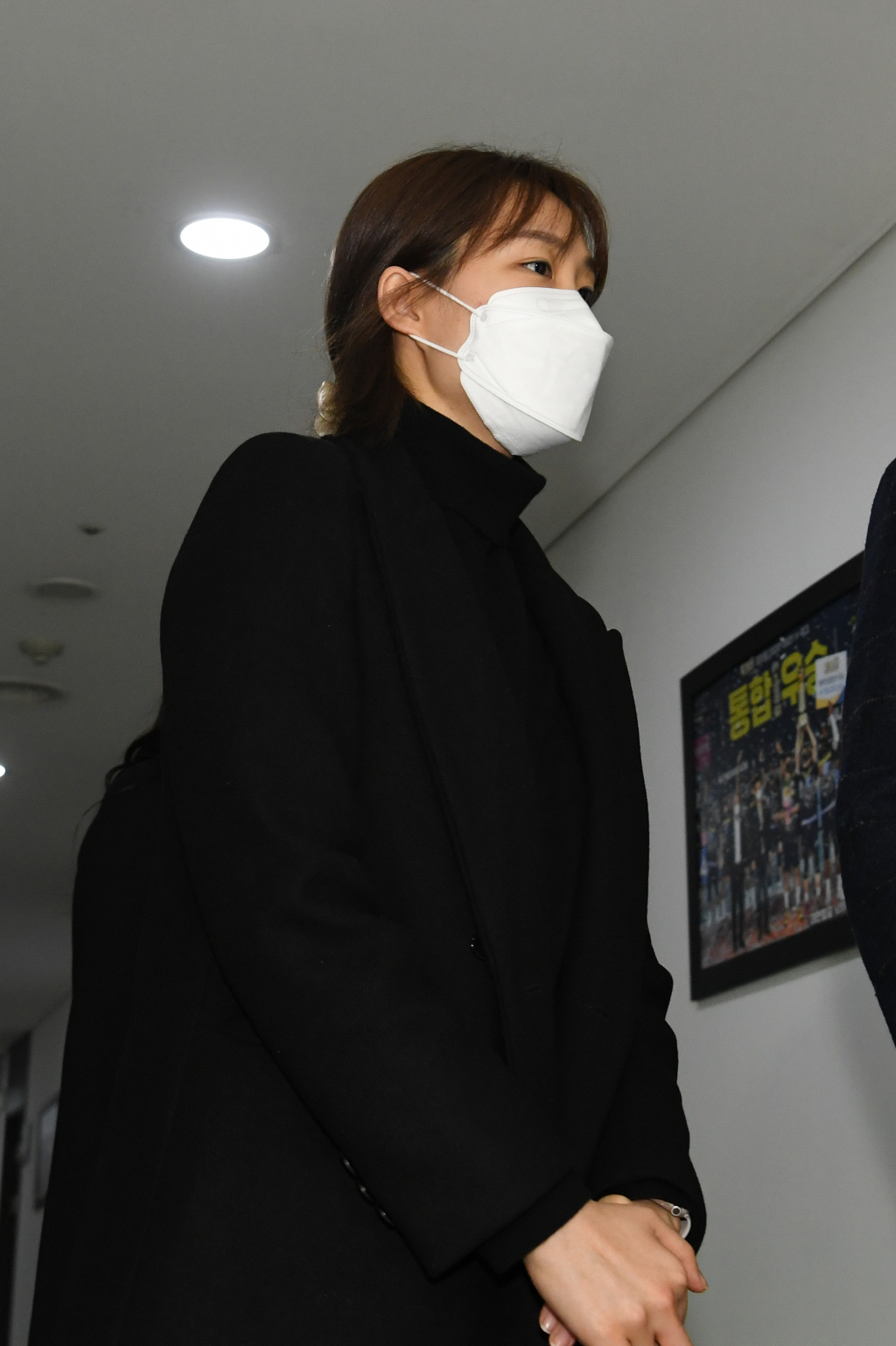 조송화가 지난달 10일 한국배구연맹에서 열린 상벌위원회에 출석하고 있다./사진=KOVO