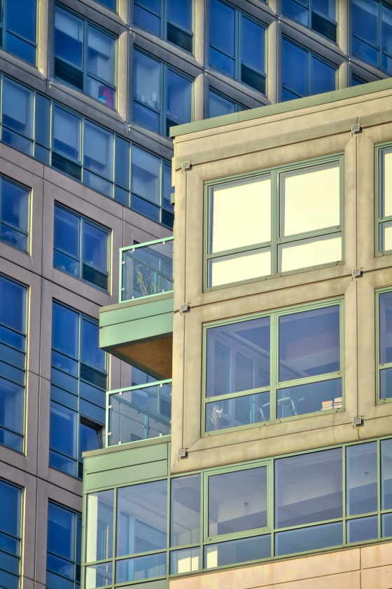 논란의 중심이 된 '이웃들(The Neighbors)'과는 다른 작품. gt8073a, '이웃(neighbors)', 2011. 사진제공= gt8073a via Flickr/Creative Commons.