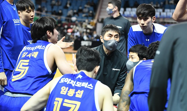 서울 삼성 선수단. /사진=KBL