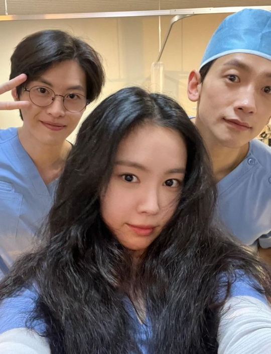 /사진=손나은 인스타그램