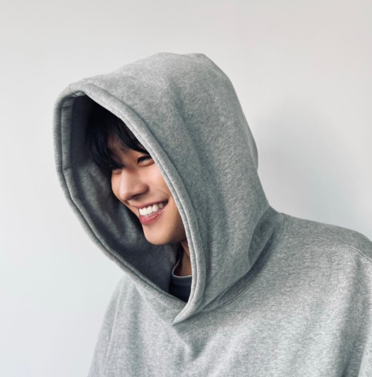 /사진=안효섭 인스타그램