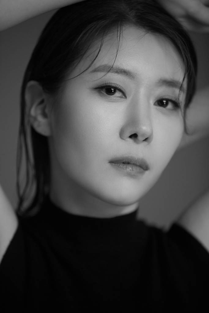 영화 'B컷'(감독 김진영)의 주연배우 전세현이 29일 오후 화상으로 진행된 화상인터뷰를 위해 포즈를 취하고 있다. 일명 탐정까기로 한탕을 꿈꾸던 스마트폰 사설수리업자 승현이 유력 대선후보의 비밀이 담긴 핸드폰을 손에 넣으면서 벌어지는 디지털 범죄 스릴러 영화 'B컷'은 오는 30일 개봉된다. /사진제공=TCO㈜더콘텐츠온 2022.03.29