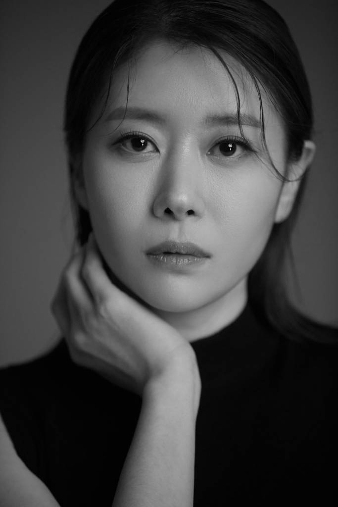 영화 'B컷'(감독 김진영)의 주연배우 전세현이 29일 오후 화상으로 진행된 화상인터뷰를 위해 포즈를 취하고 있다. 일명 탐정까기로 한탕을 꿈꾸던 스마트폰 사설수리업자 승현이 유력 대선후보의 비밀이 담긴 핸드폰을 손에 넣으면서 벌어지는 디지털 범죄 스릴러 영화 'B컷'은 오는 30일 개봉된다. /사진제공=TCO㈜더콘텐츠온 2022.03.29